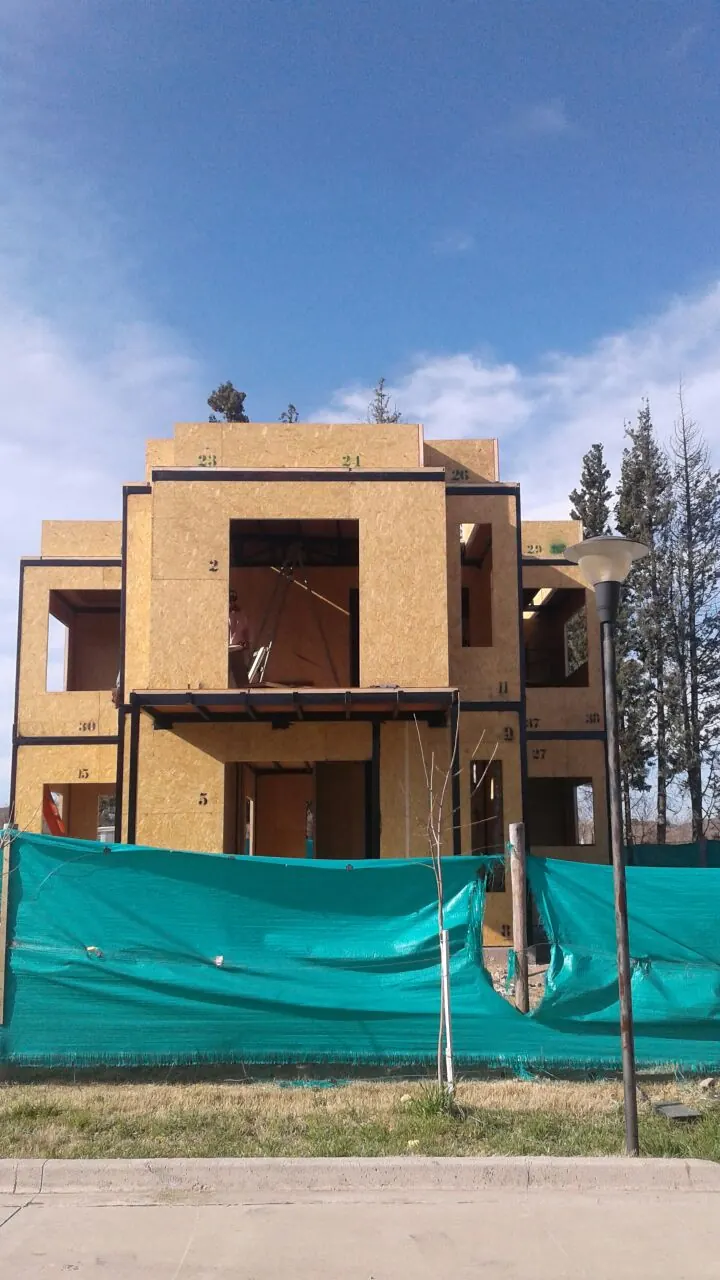 Vivienda en San Luis — New Panel