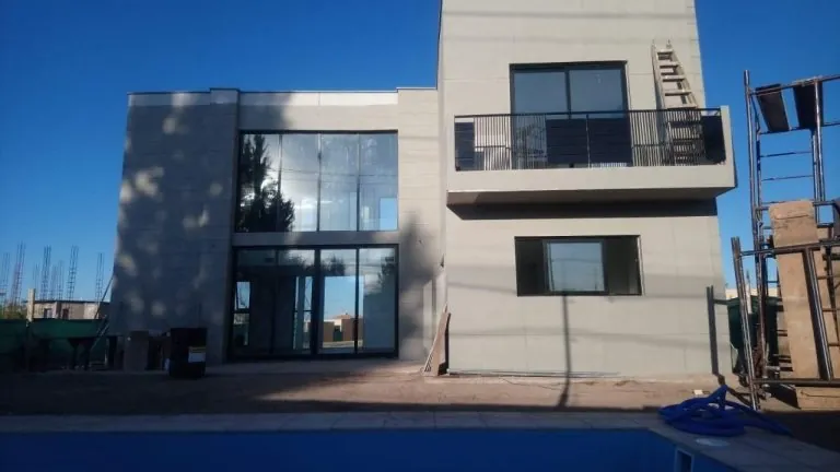 Vivienda dos Plantas — New Panel